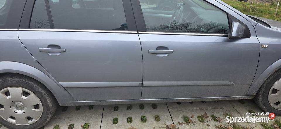 Opel Astra H kombi drzwi Chełmno