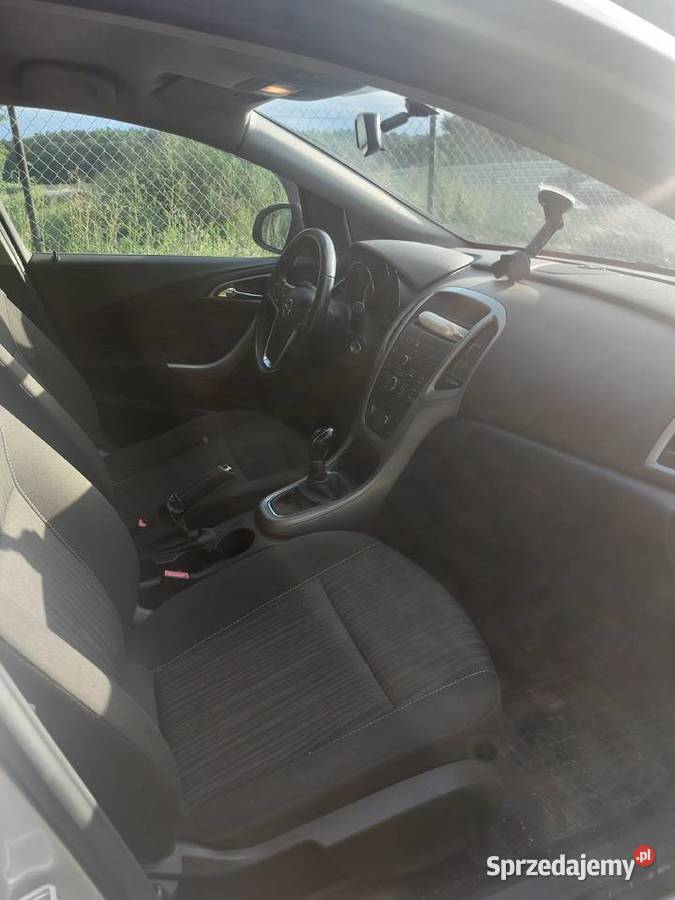 Opel Astra J 2011 14 turbo kombi Bełdów sprzedam