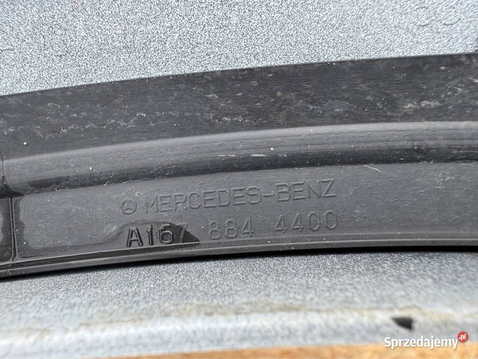 Listwa błotnika przód prawa rh MercedesBenz GLE Sieraków