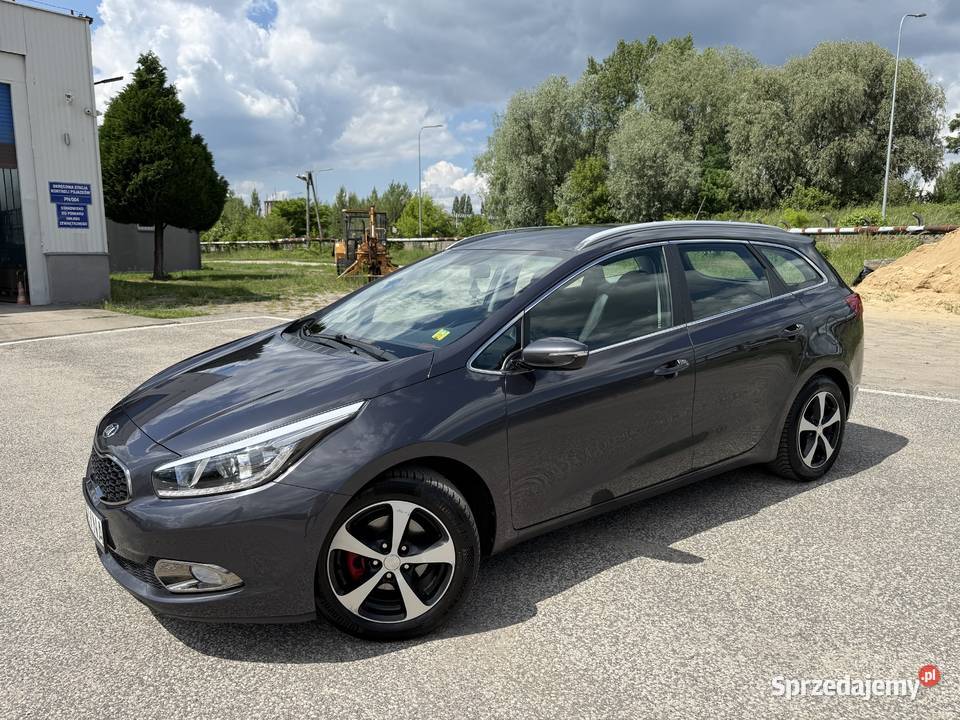 Kia Ceed 14 BENZYNA Klimatyzacja Nawigacja benzyna Cee'd Konin