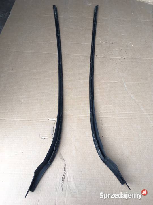Listwa szyby lewa prawa fiesta mk7 8a61a0394 osobowe Chojnice