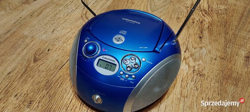 Legendarny Boombox Grundig RCD 1440 USB Wąbrzeźno