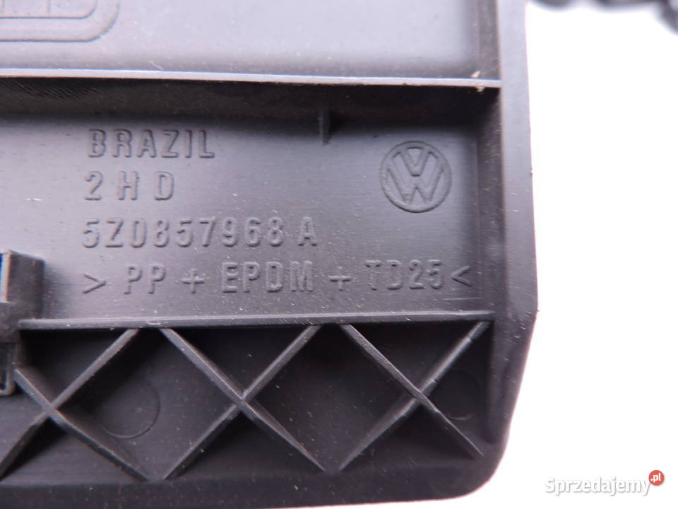 Zaślepka bezpiecznikków Vw Fox Myszków