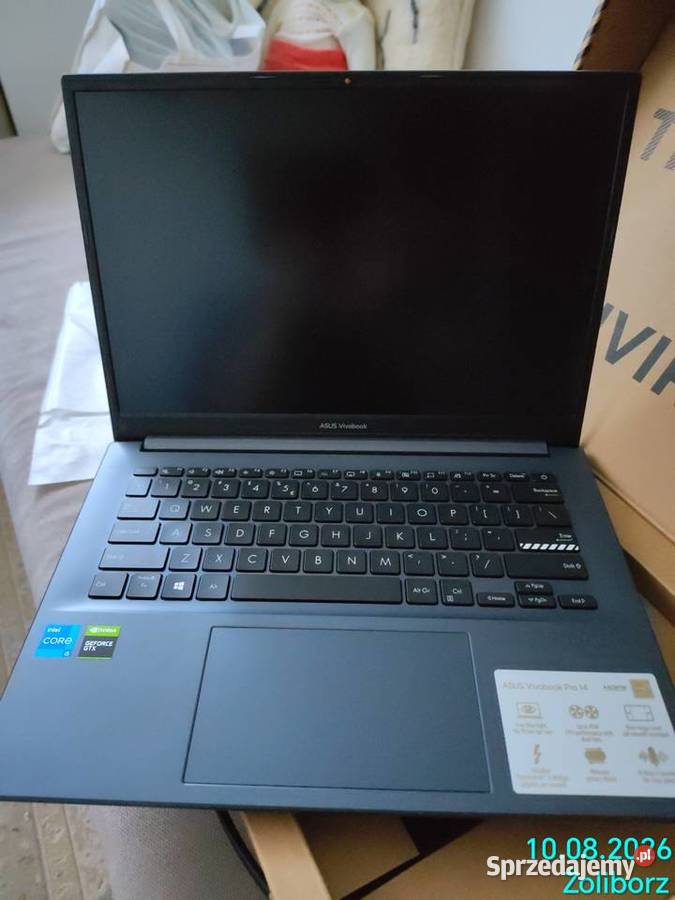 Sprzedam laptop lekko używany nie nosi śladów Warszawa