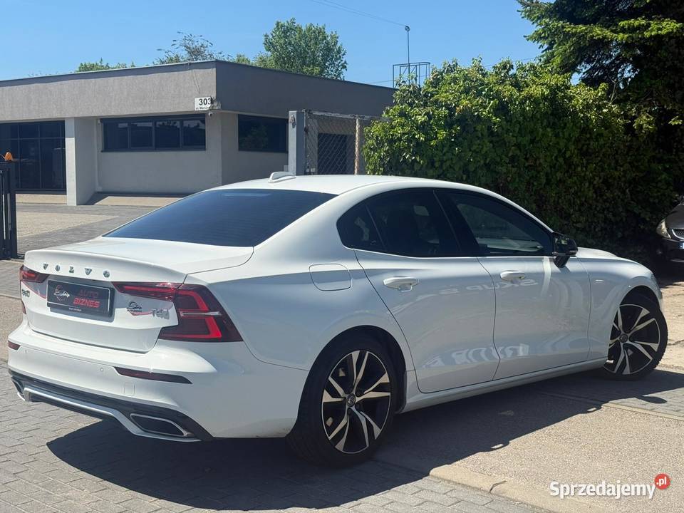 Volvo S60 20 BENZYNA 2020R 190 ZADBANE RATY wielofunkcyjna kierownica Częstochowa