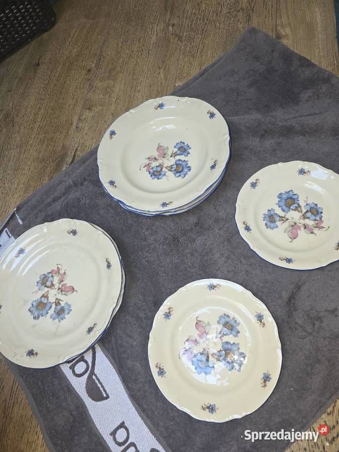 Talerze Tułowice PRL Niebieskie Kwiaty Vintage Prudnik sprzedam