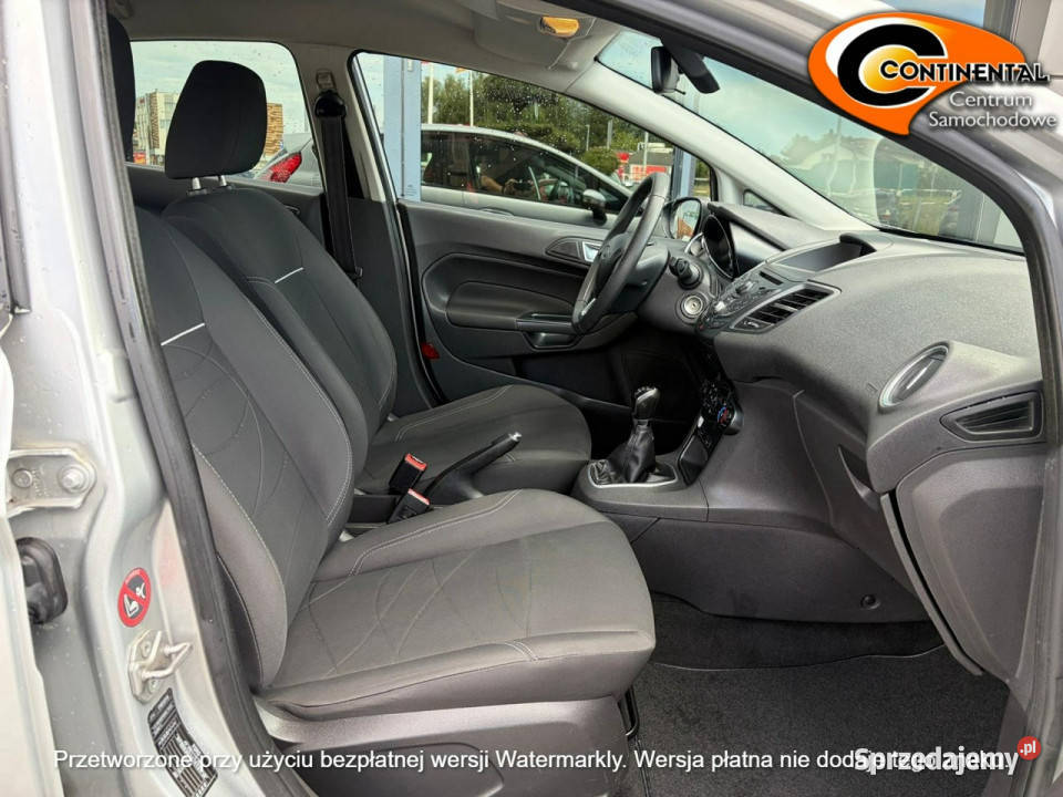 Ford Fiesta Pierwszy właścicielbogate immobilizer Fiesta Żory sprzedam