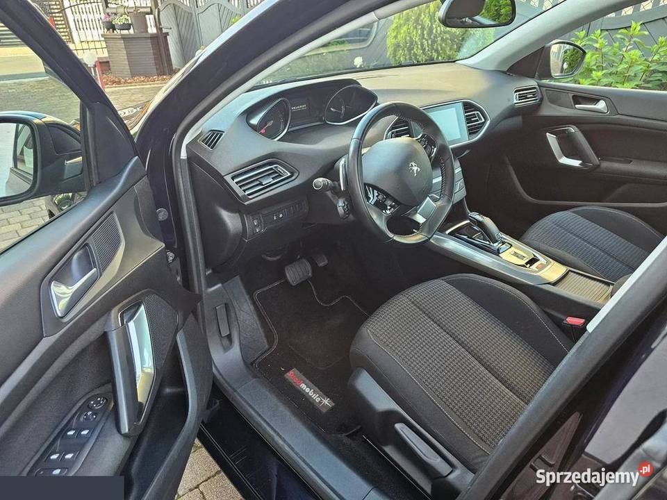 Peugeot 308 II 12 benzyna 130 2019r ładnie