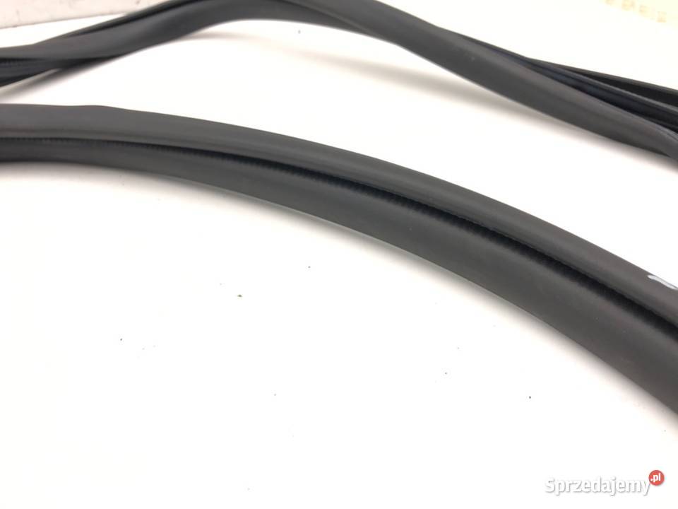 USZCZELKA DRZWI PRZÓD LEWA LEXUS LBX Crossover Uszczelki podkarpackie sprzedam