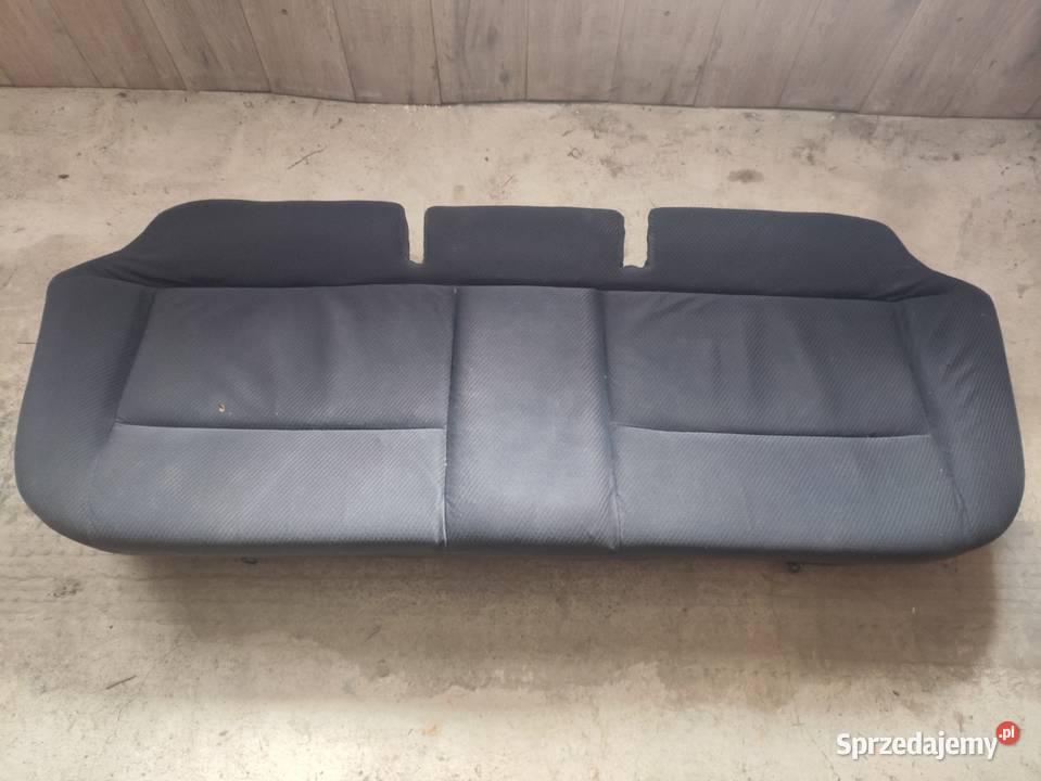 Fotele kanapa audi 100 sedan Krosno sprzedam