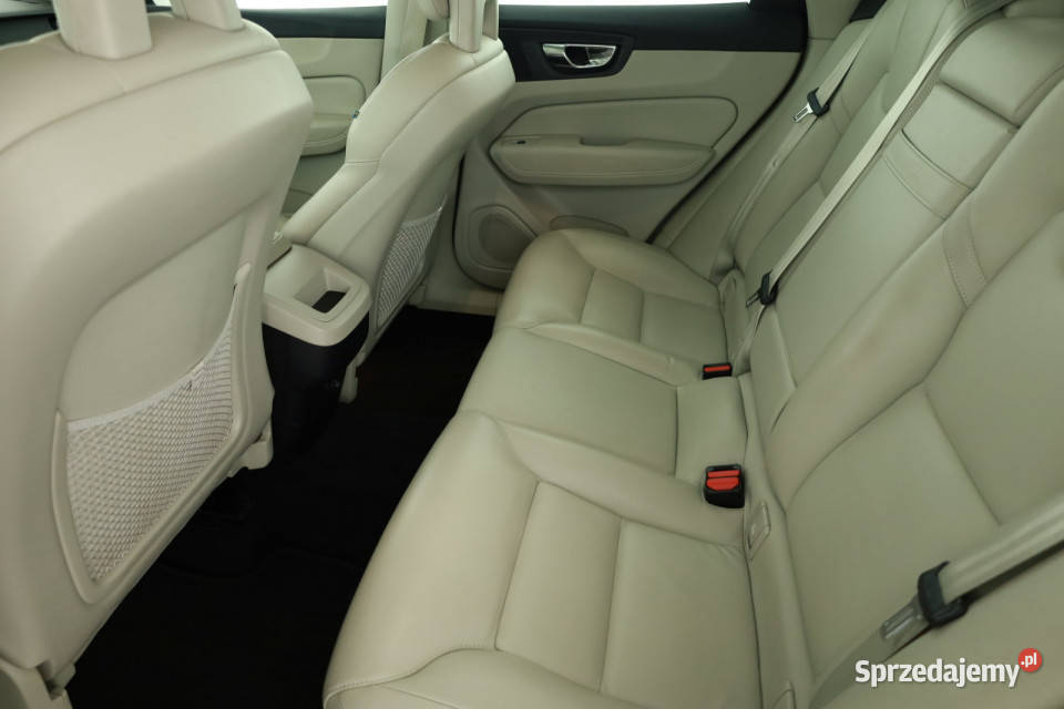 Volvo XC60 D4 AWD mazowieckie Piaseczno