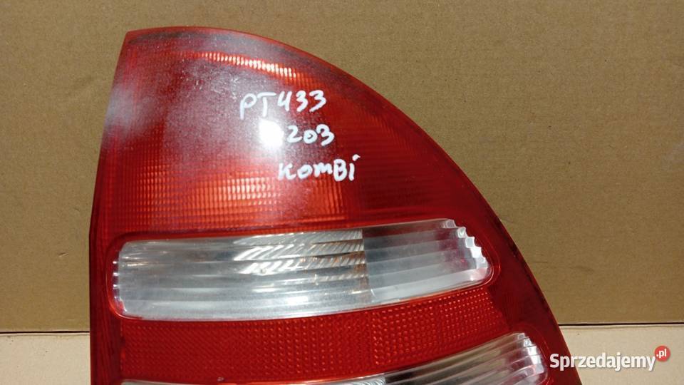 MERCEDES C KLASA W203 KOMBI LAMPA TYŁ PRAWA Światła stop wielkopolskie Zbierkowo