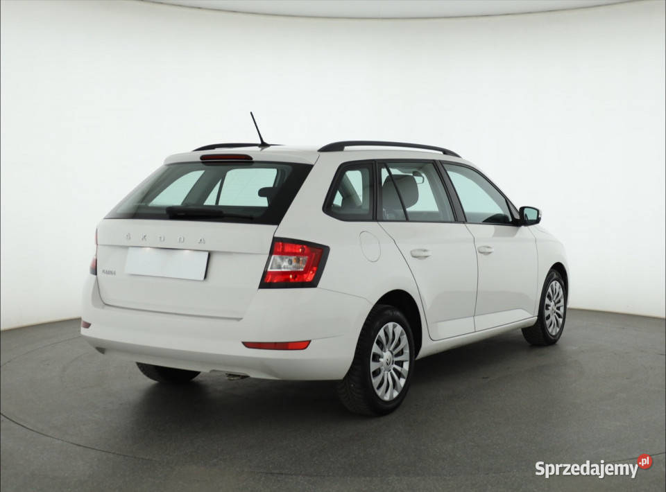 Skoda Fabia 10 TSI Piaseczno