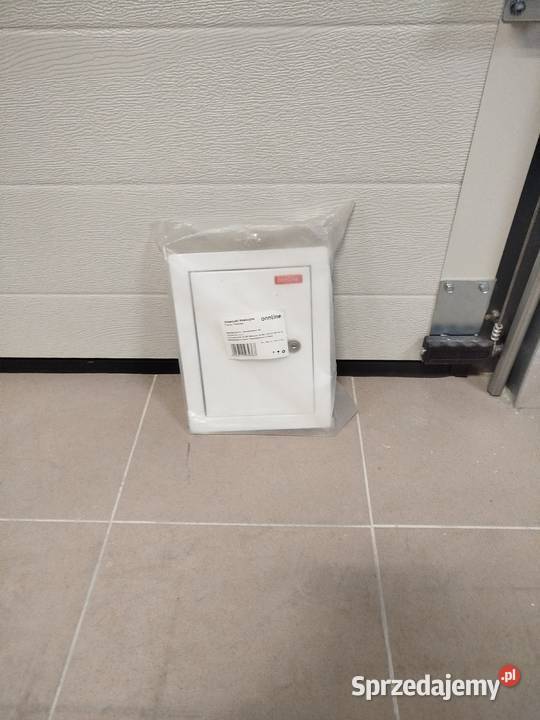 Drzwiczki rewizyjne na kluczyk 150x200 Busko-Zdrój sprzedam