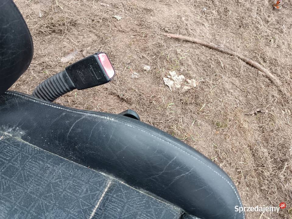 FOTEL PRAWY PASAŻERA BMW 3 E36 CABRIO wielkopolskie Nowy Tomyśl