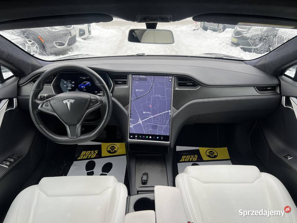 Tesla Model S 2018 światła do jazdy dziennej Warszawa