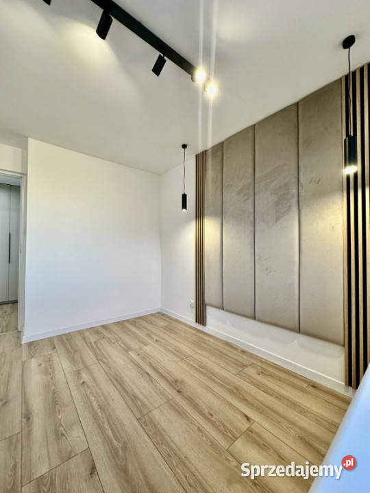 2xSypialniaSalon z Aneksem Balkon Liczba pokoi 3 Sosnowiec