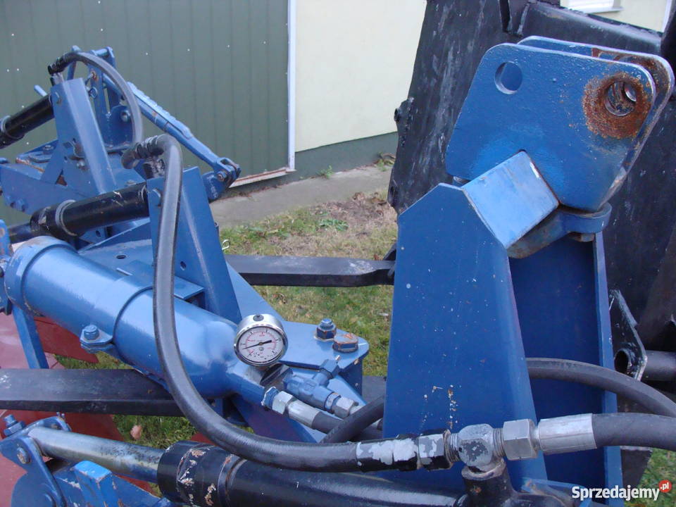Pługi Overum 3 skibowe zagonowe hydrauliczne lubelskie