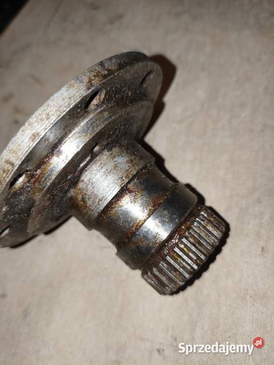 Zabierak napędowy przekładni głównej Dniepr MT