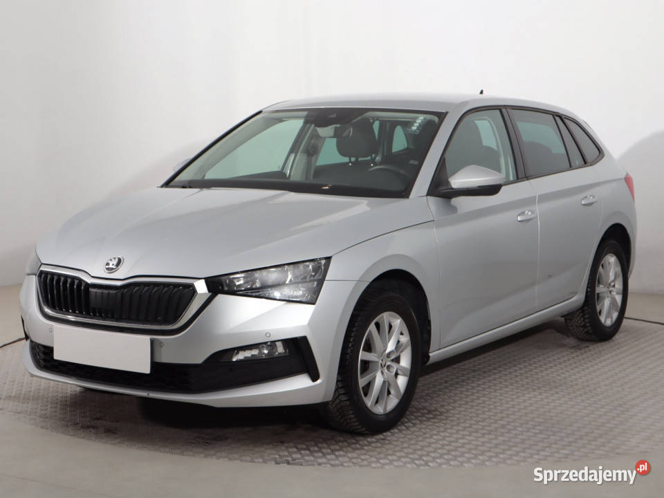 Skoda Scala 10 TSI komputer pokładowy
