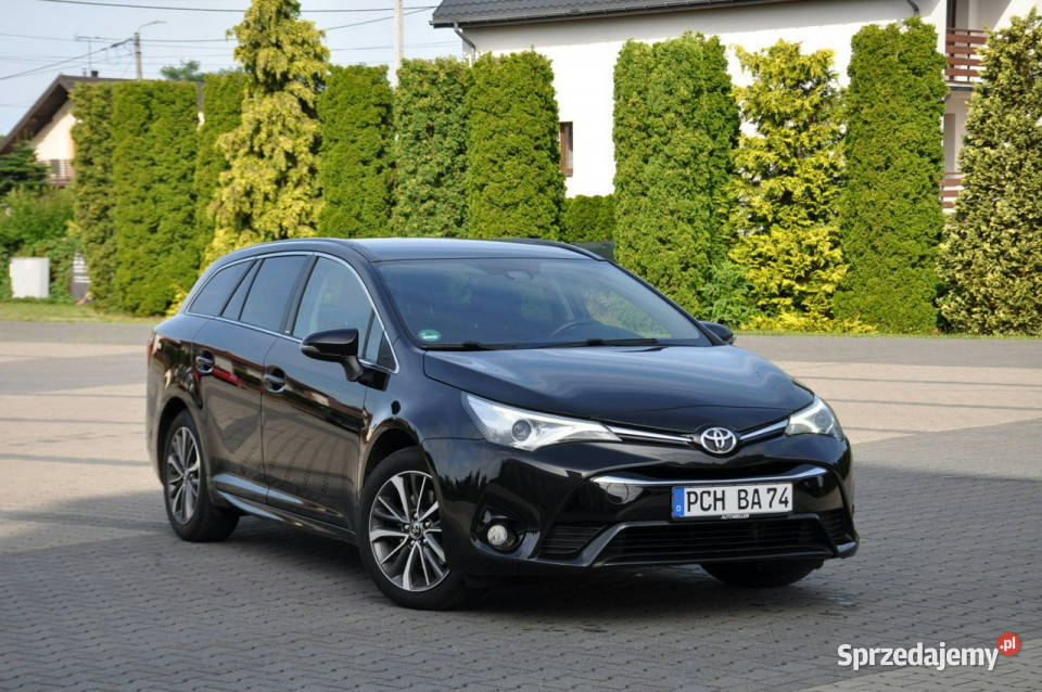 Toyota Avensis światła przeciwmgielne Ostrów Mazowiecka