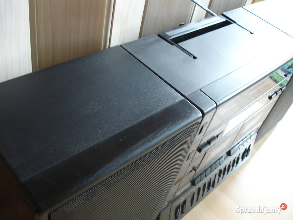 Radiomagnetofon SOUNDWAVE DC1901