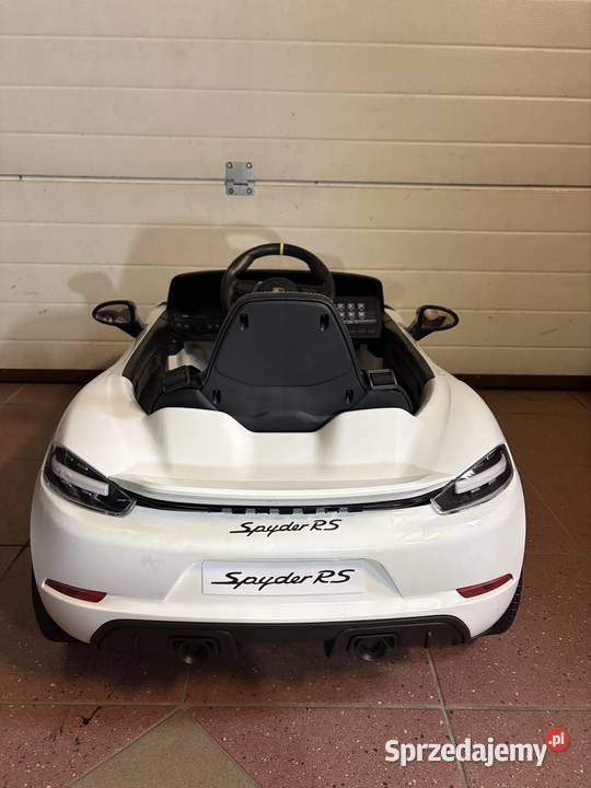 samochód na akumulator Porsche 718 auto