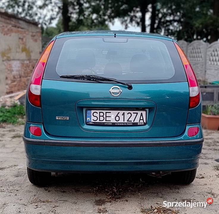 Nissan Almera Tino