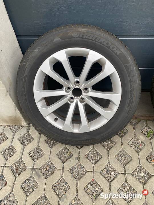 Audi q5 Koła zimowe 235 60 18 super stan Stalowa Wola