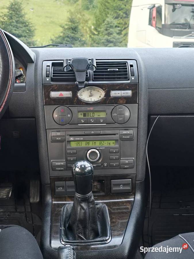Ford Mondeo mk3 20 benzyna 145 2004 Rok produkcji 2004 Janów Lubelski sprzedam
