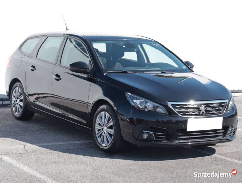 Peugeot 308 12 PureTech światła przeciwmgielne Lublin sprzedam