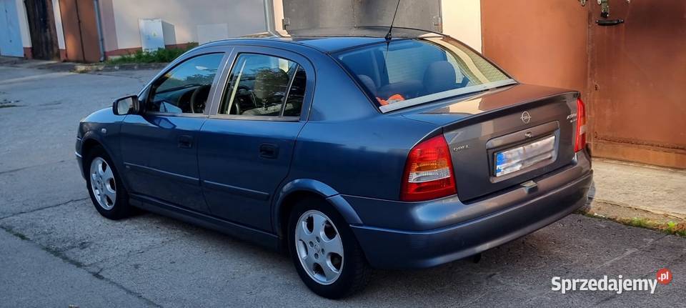 Opel astra 16 gaz klima 5 drzwi sedan Bolesławiec
