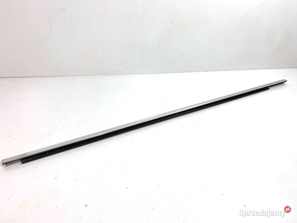 LISTWA ZGARNIAJĄCA PRZÓD PRAWY VW TOURAN osobowe