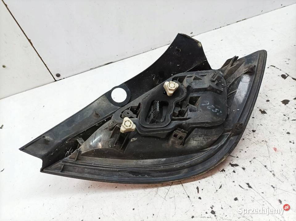 LAMPA TYŁ LEWA 5D HB EU Opel Astra III 20042014 sprzedam