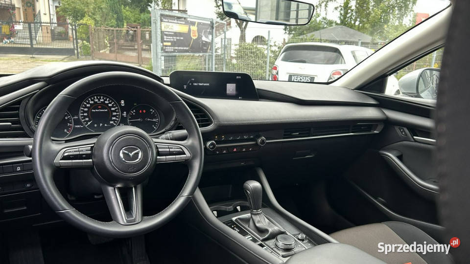 Mazda 3 20 SkyActiveG 179 Navi Automat raty lakier metallic Gdynia sprzedam