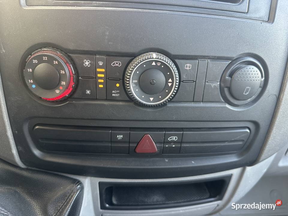VOLKSWAGEN CRAFTER 25 TDI KIPPER WYWROTKA sprowadzony Piekarzew sprzedam