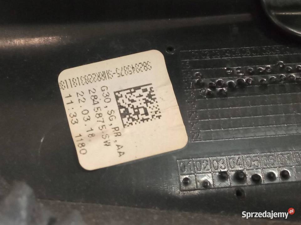 TAPICERKA BOCZEK PRAWY TYŁ DRZWI SEDAN Bmw Seria osobowe sprzedam