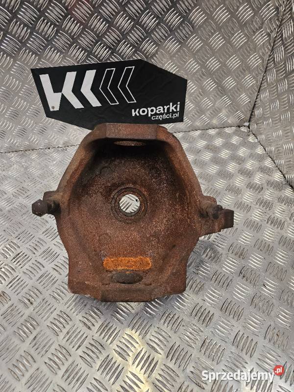 Prawa zwrotnica przednia Case 695 Komatsu WB97S5 Układ napędowy Gdynia