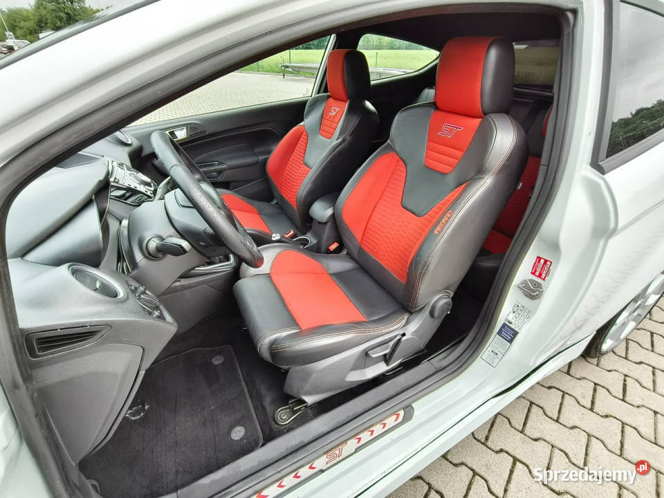 Ford Fiesta ST 16 turbo 182 recaro sony ledy Kęty