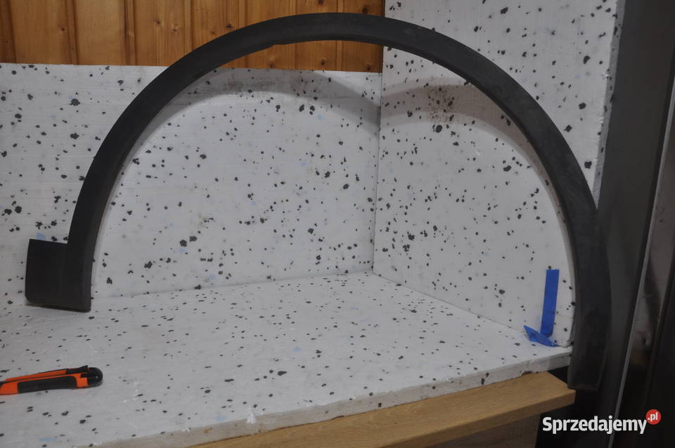 AUDI Q5 listwa błotnika prawa 80A853718D 2017 Sierakowice