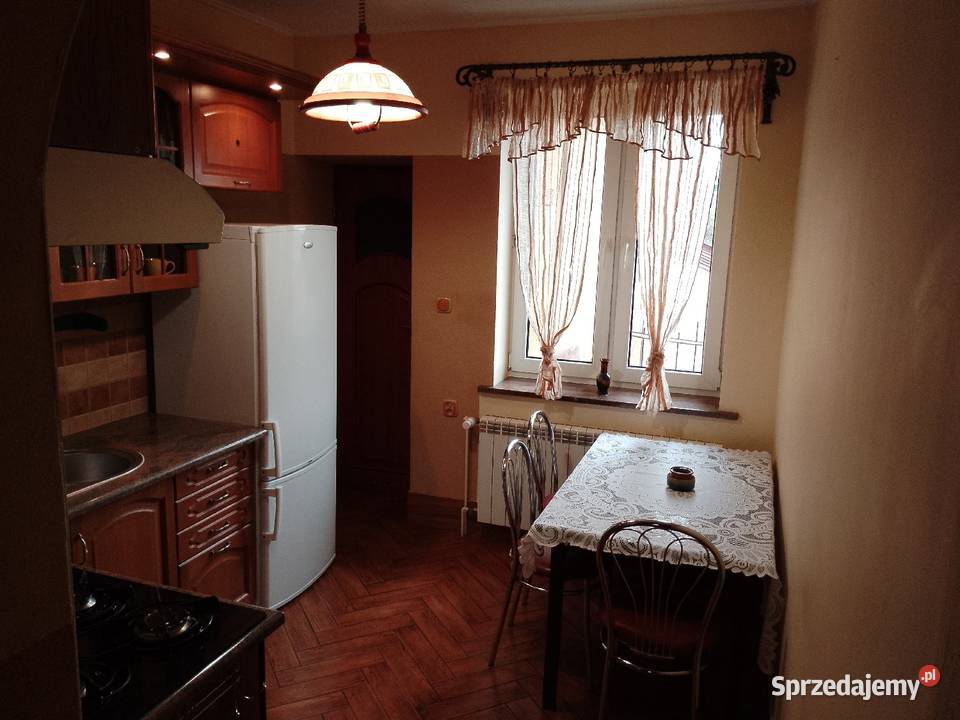 Wynajmę ciche mieszkanie 54m Jasło Ujejskiego 1 podkarpackie