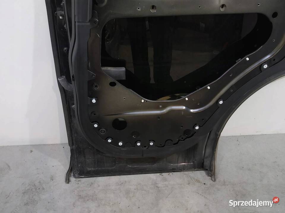 DRZWI PRAWE TYŁ CZARNE Land Rover Range Rover Drzwi