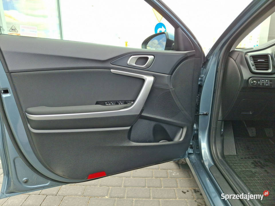 Kia Nowy Ceed fv23demoledybenzyna140manualkamera kujawsko-pomorskie Toruń sprzedam
