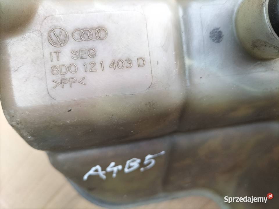 AUDI A4 B5 8D0121403D KOREK ZBIORNICZEK Kamień-Kolonia