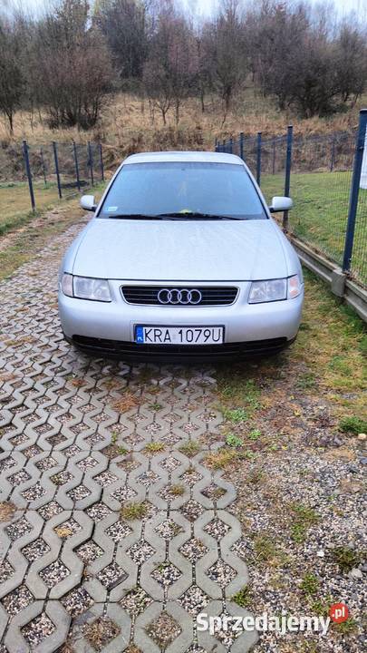 Audi A3 Autonat 8L 18 20 V 92kW 125 LPG 2000 r