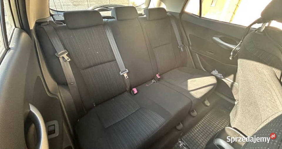 Sprzedam Toyotę Auris osoby prywatnej prawie