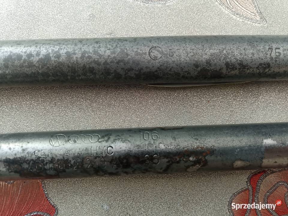 AUDI VW Oryginalny Klucz do kół szpilek 17