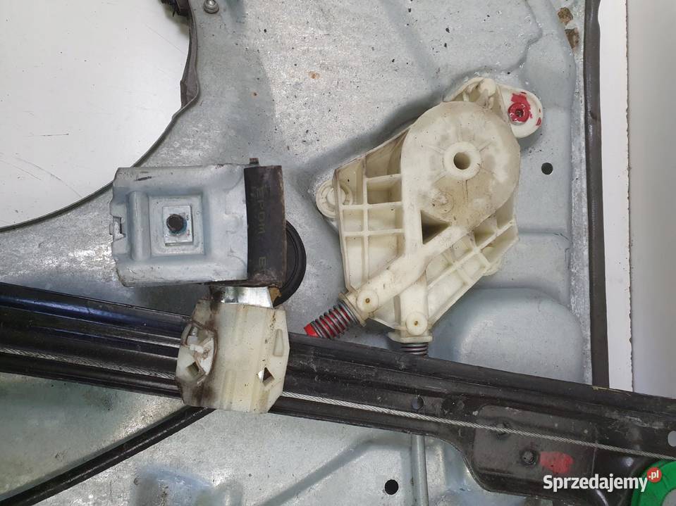 VW Transporter T5 PODNOŚNIK SZYBY prawy tył Wyposażenie wnętrza lubelskie