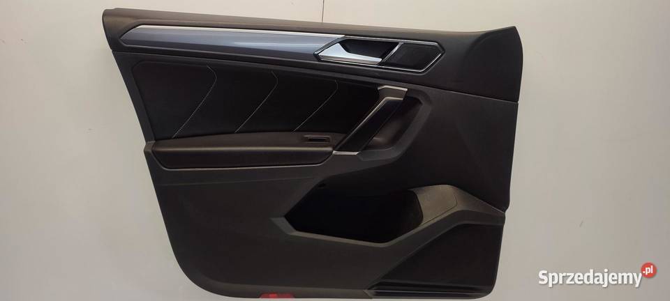 VW TIGUAN II BOCZEK DRZWI LEWY PRZÓD RHD