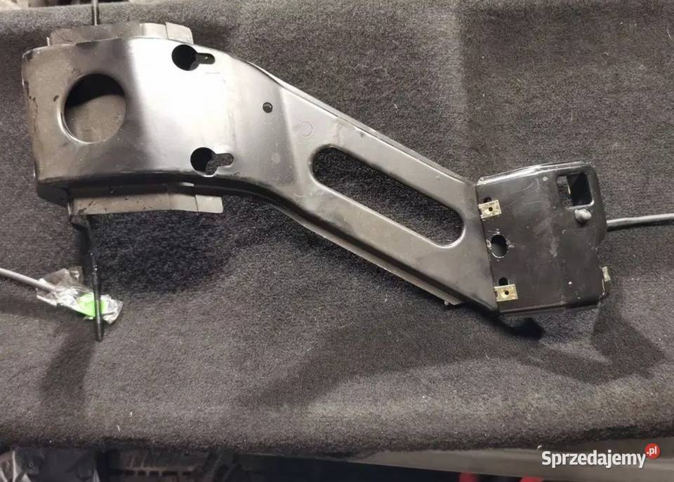 Stelaż schowka pasażera BMW e34 lift śląskie Żory sprzedam